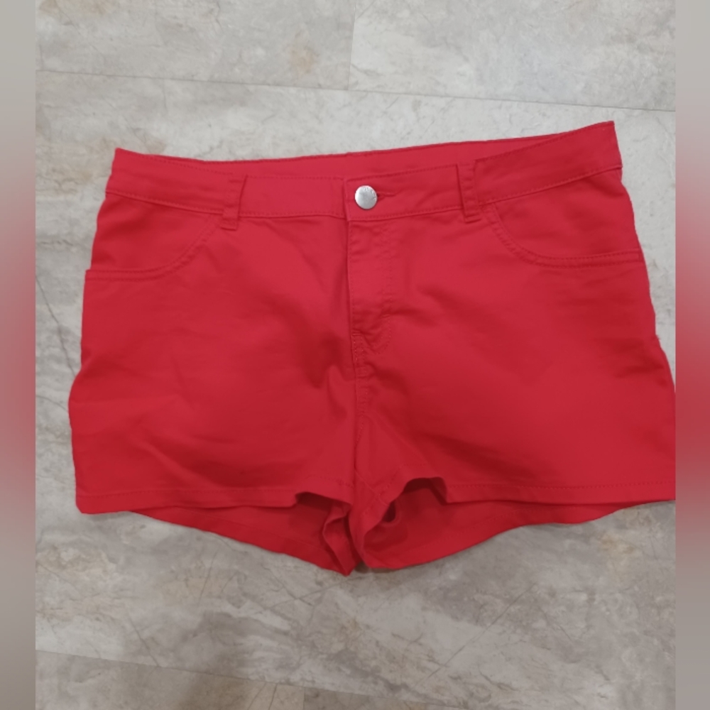 Short shorts